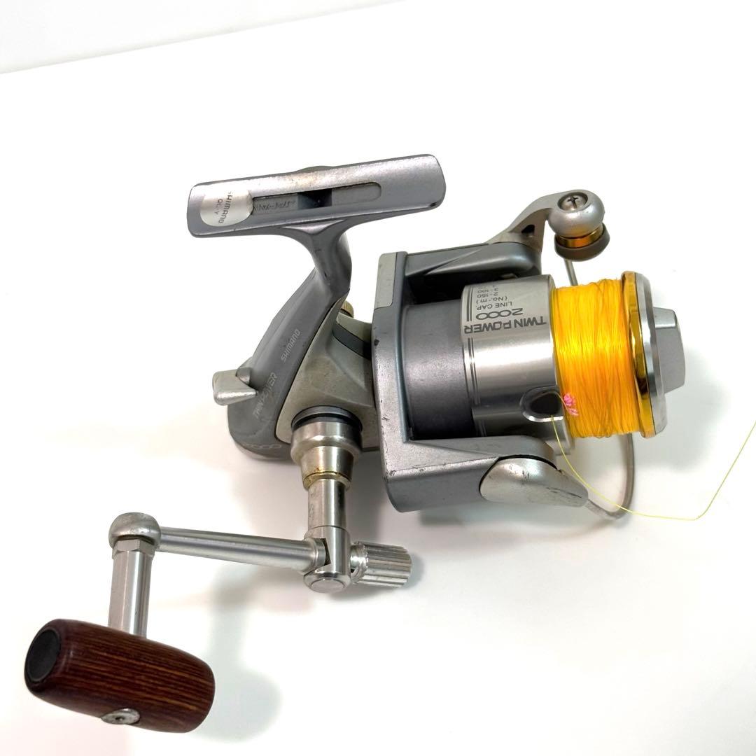 SHIMANO シマノ twin power ツインパワー 2000 リール