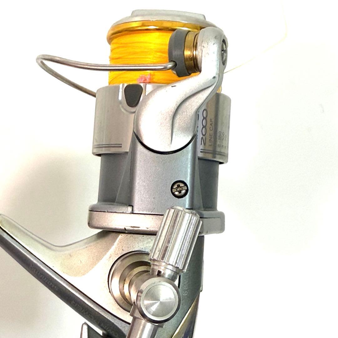 SHIMANO シマノ twin power ツインパワー 2000 リール