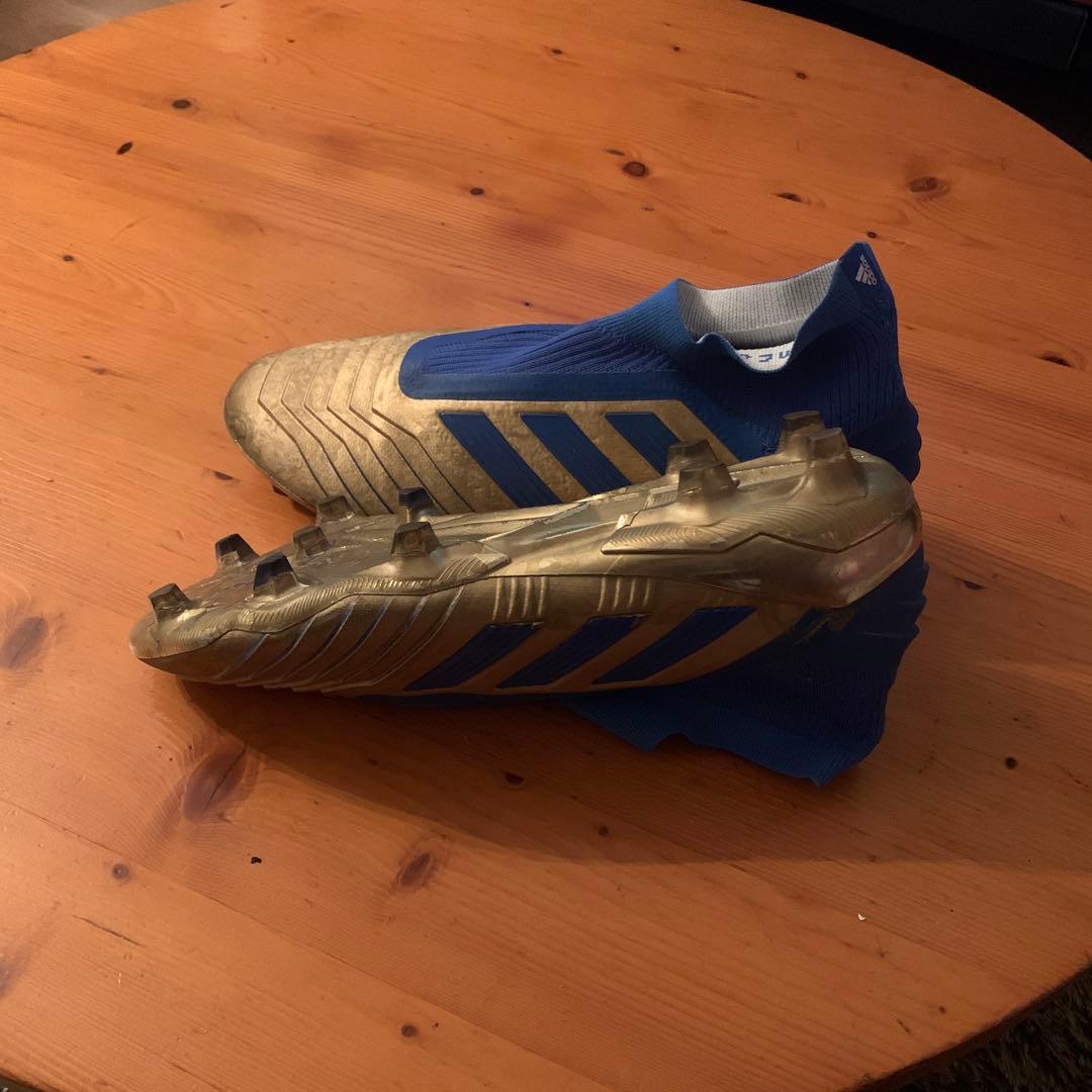adidasプレデター19.1 FG.AG シューレス27.5センチ