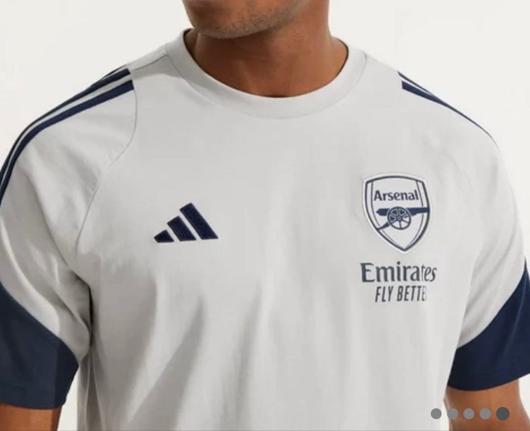 Arsenal 25/26 トレーニングシャツ