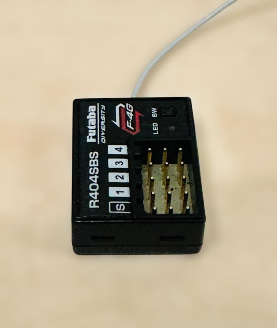 フタバ R404SBS T10PX標準レシーバー アンテナ付 美品