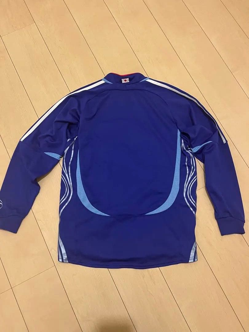 希少 adidasサッカー日本代表 ユニフォーム 長袖 2006