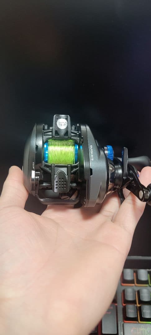 シマノ SLX DC 70HG 右ハンドル > 箱あり