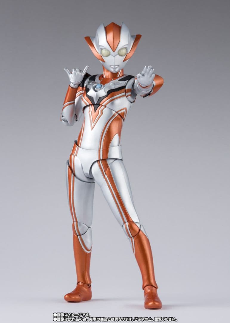 【新品同様】S.H.F ウルトラマンR/B ウルトラウーマン グリージョ
