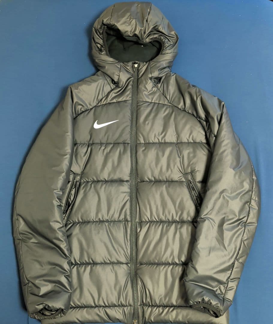 NIKE ベンチコート