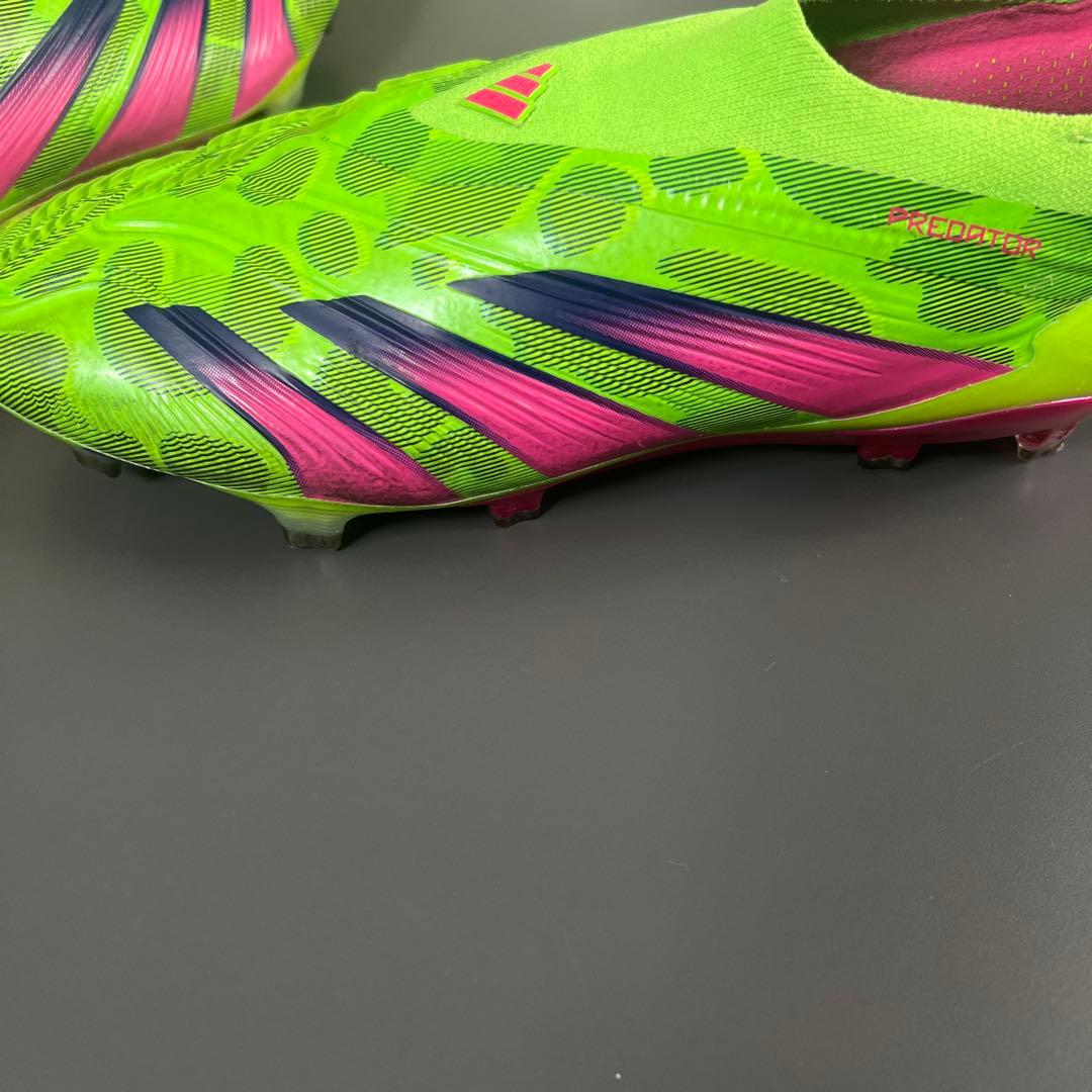 adidas Predator サッカーシューズ スパイク グリーン/ピンク