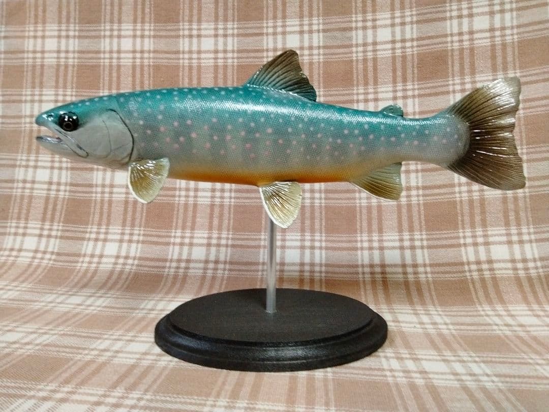ハンドメイド　27cmミヤベイワナ　魚模型フィギュア　釣り　レプリカ