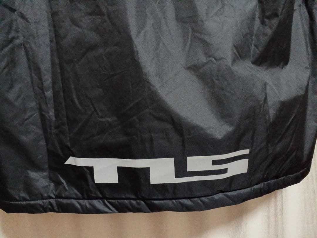 TOOLS　トゥールス　TLS　フード付き　サーフィン 　ジップアップ ポンチョ