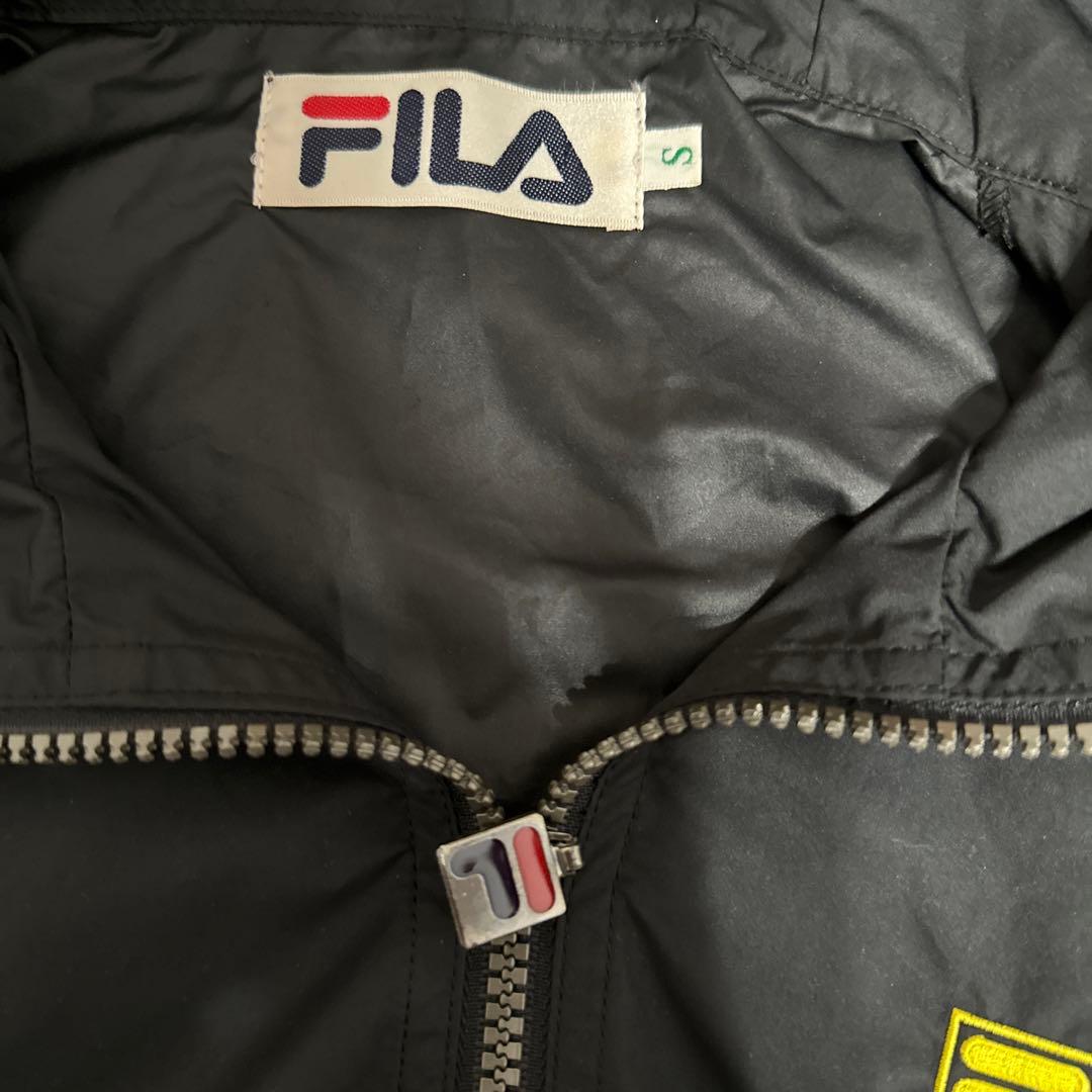 FILA フィラジップアップナイロンパーカー　ベスト　S