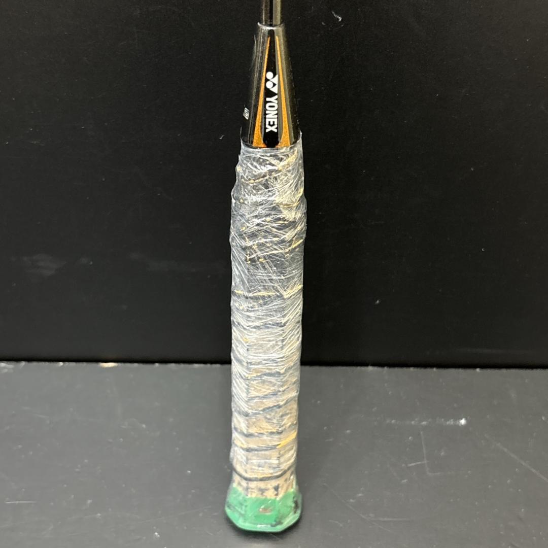 YONEX　ARCSABER　8DX　バトミントンラケット　ガット無し