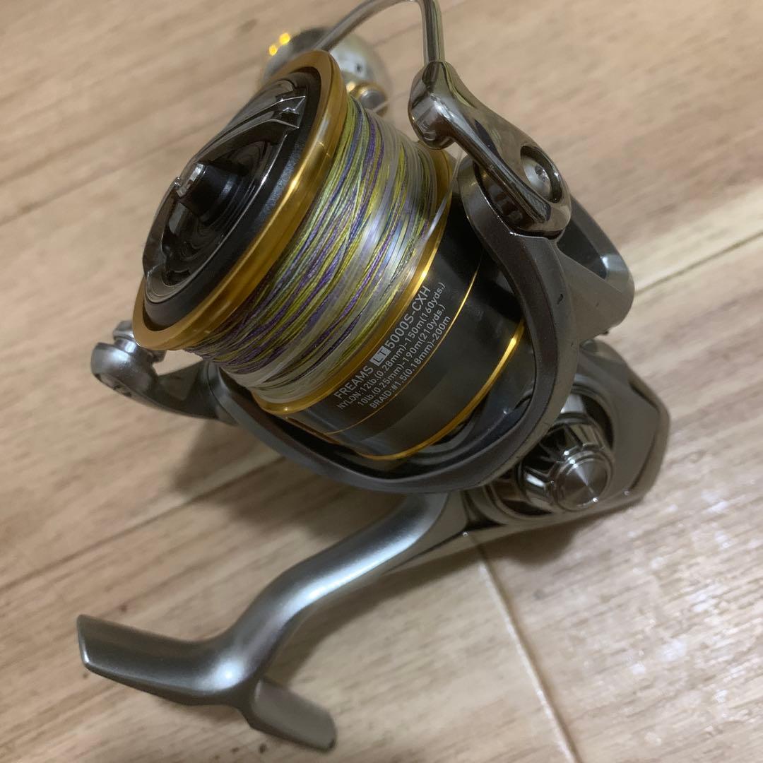 Daiwa FREAMS LT5000S-CXH スピニングリール