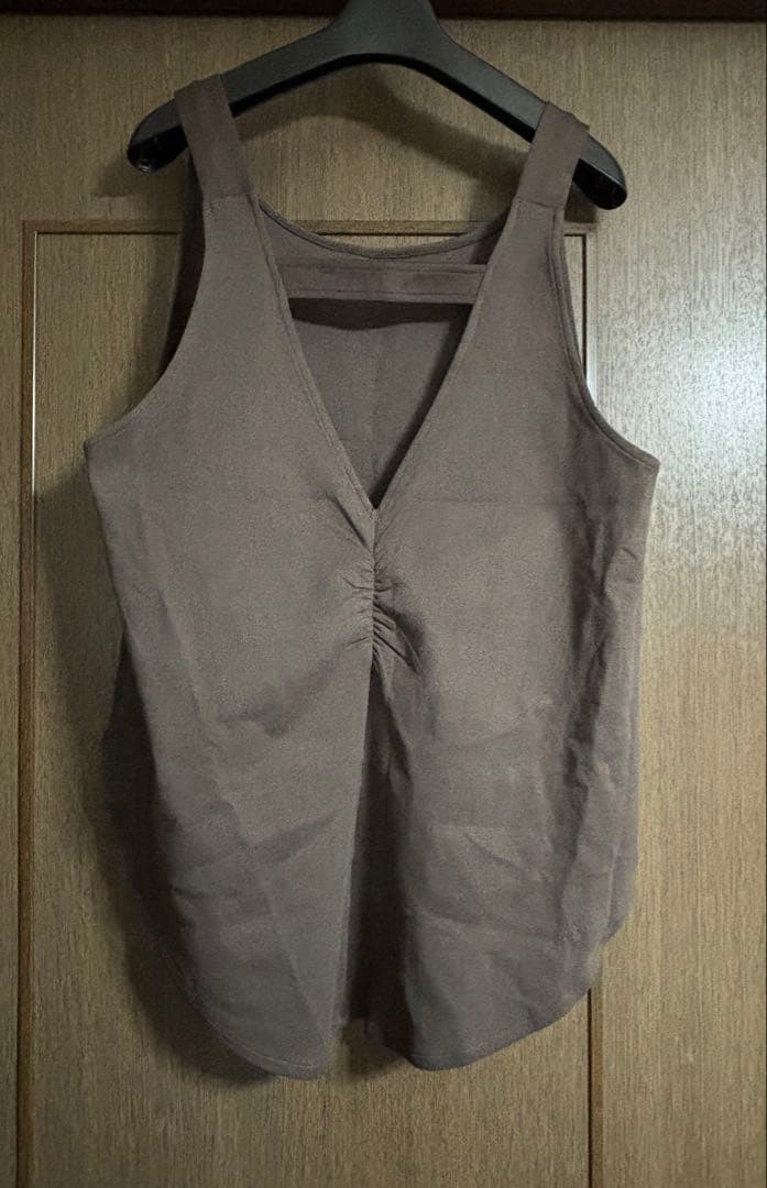 美品☆SUKALA タンクトップLサイズ☆スカーラ