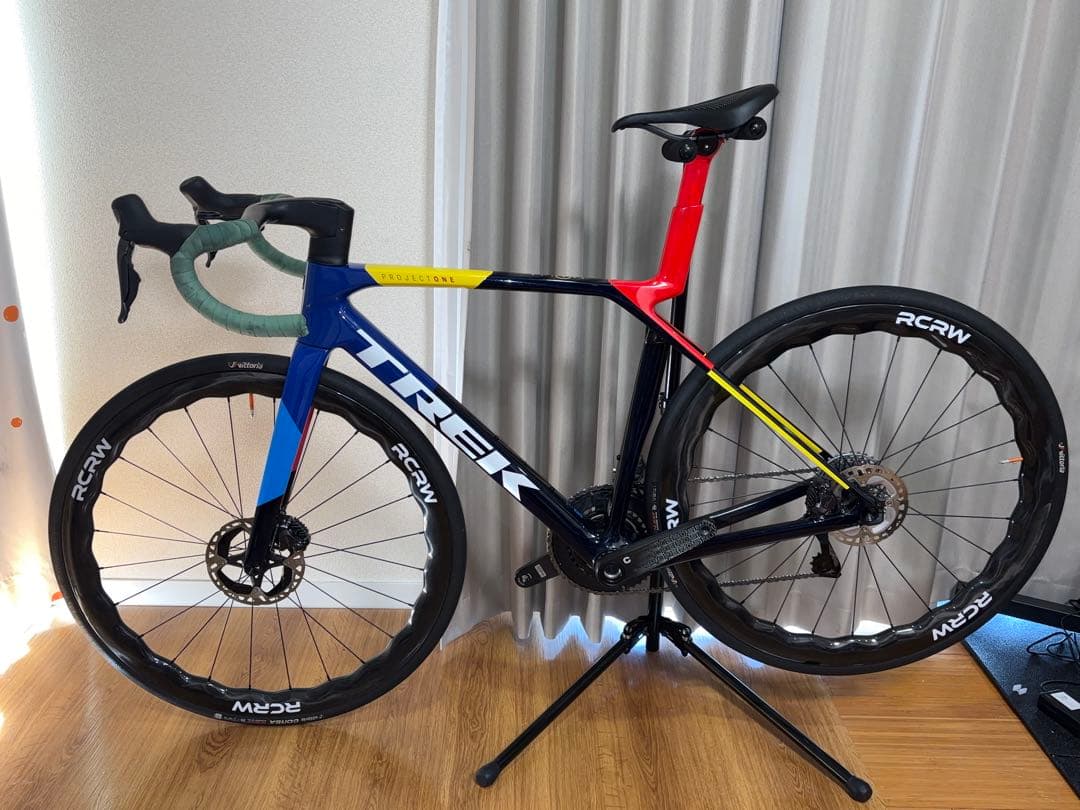 Trek Madone SLR Gen8 6.4Kg Mサイズ　パワメ付手渡し可