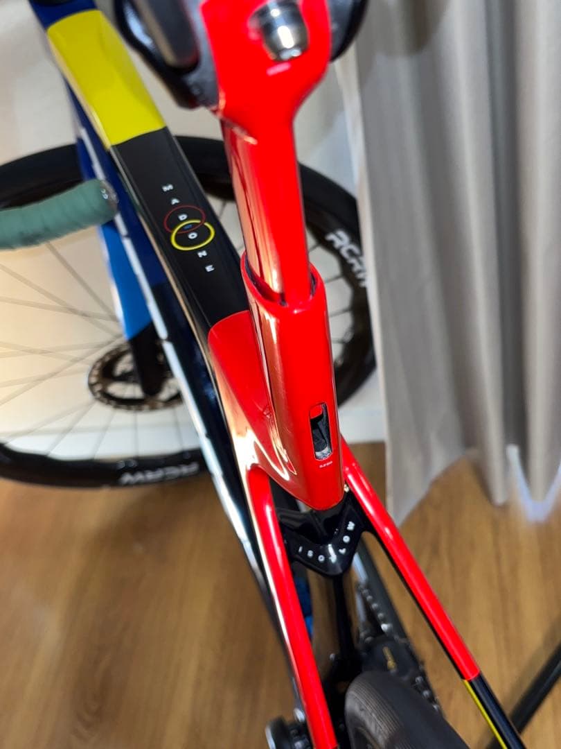 Trek Madone SLR Gen8 6.4Kg Mサイズ　パワメ付手渡し可