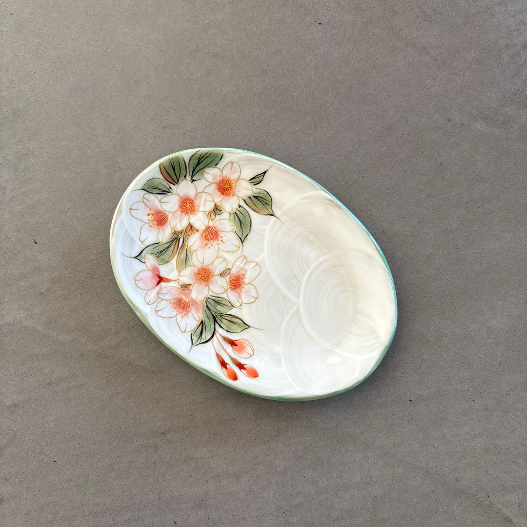 《ほぼ新品》美品【陶葊】京焼　清水焼　白掛彩草花　色絵付け　皿　桜　陶あん