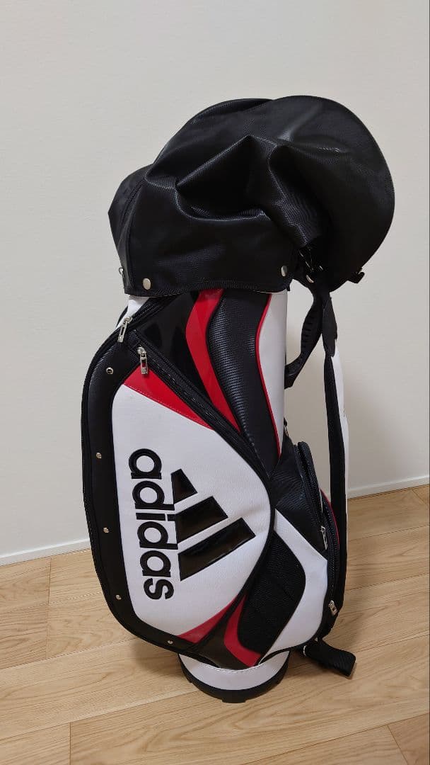 【〜3/15値引き中】adidas キャディバッグ 白 フード付き9型