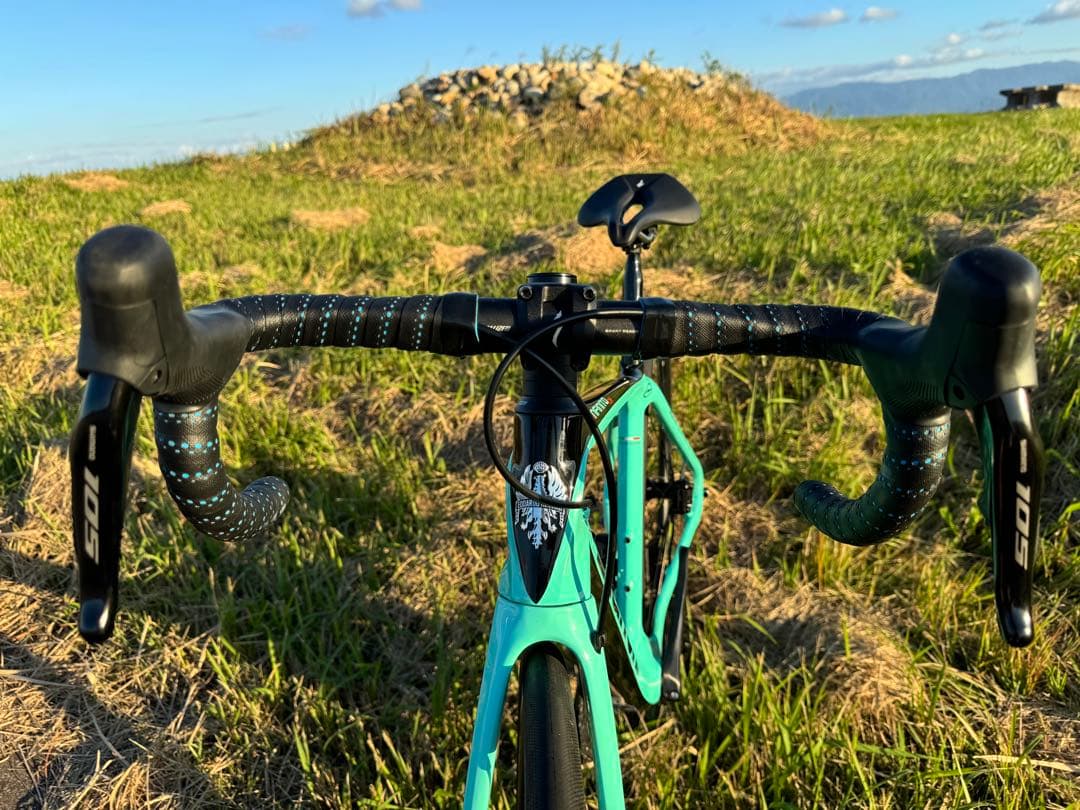 ピッコロ　Bianchi INFINITO CV 105di2 12速