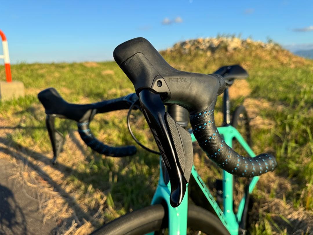 ピッコロ　Bianchi INFINITO CV 105di2 12速
