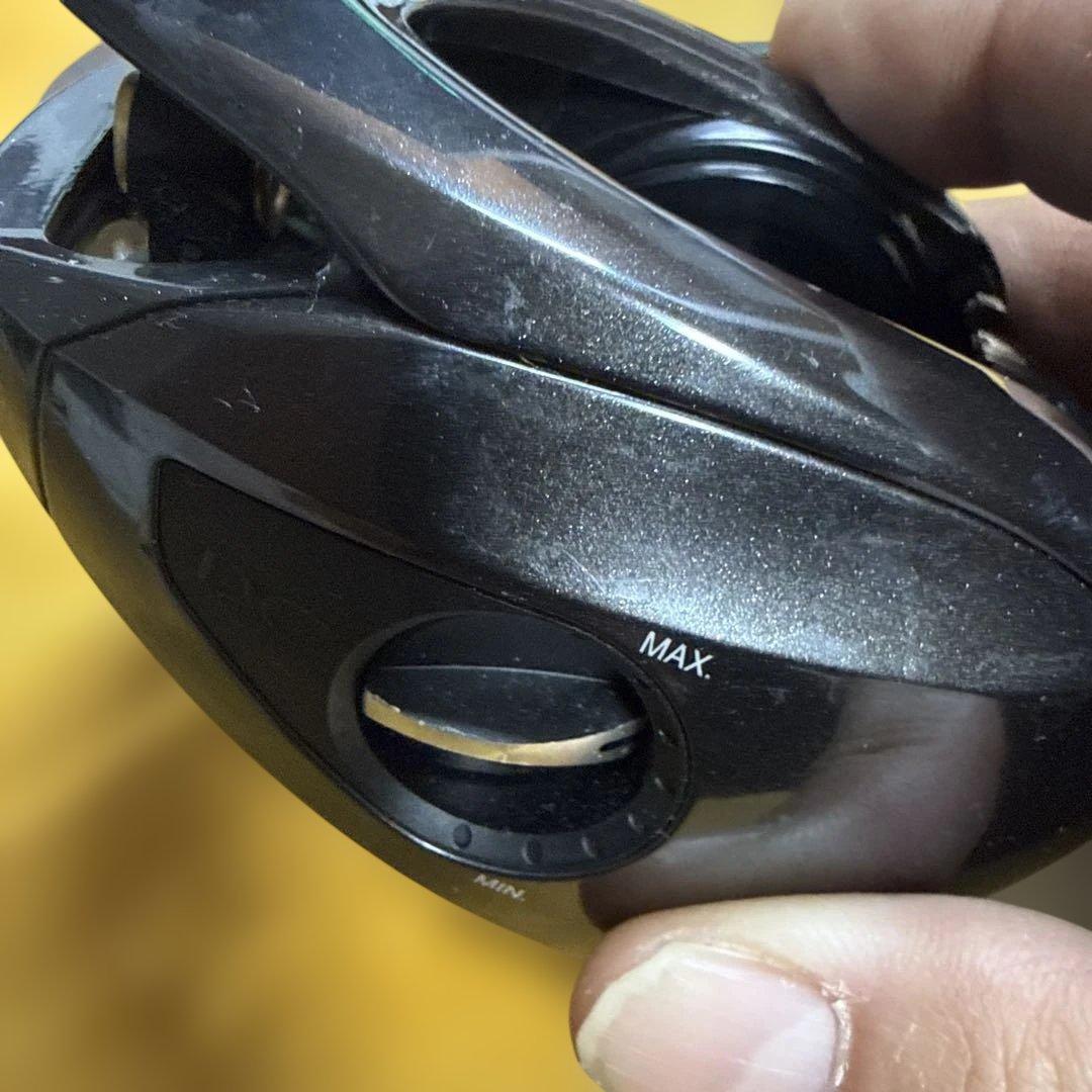 SHIMANO ANTARES DCMD 右ハンドル。 バリアルハンドル付き