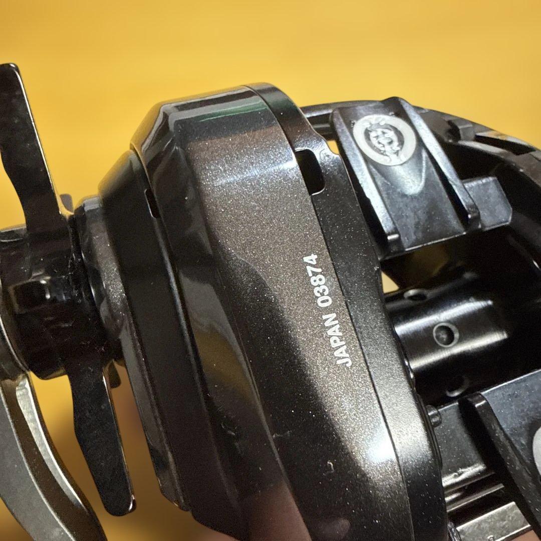 SHIMANO ANTARES DCMD 右ハンドル。 バリアルハンドル付き
