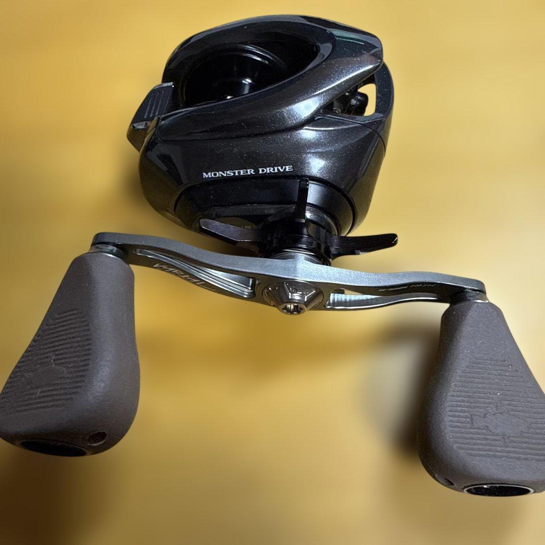 SHIMANO ANTARES DCMD 右ハンドル。 バリアルハンドル付き