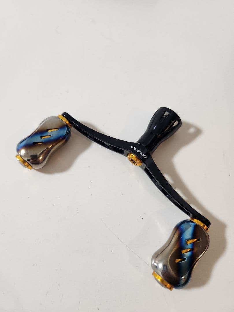 ゴメクサス　ダブルハンドル　98mm ダイワ用　ゴールド/チタンノブ