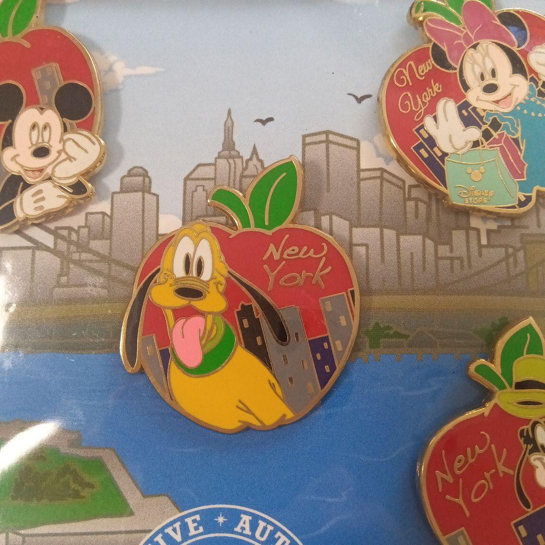 ディズニーストア ニューヨーク シティ ピンバッジ4個セット