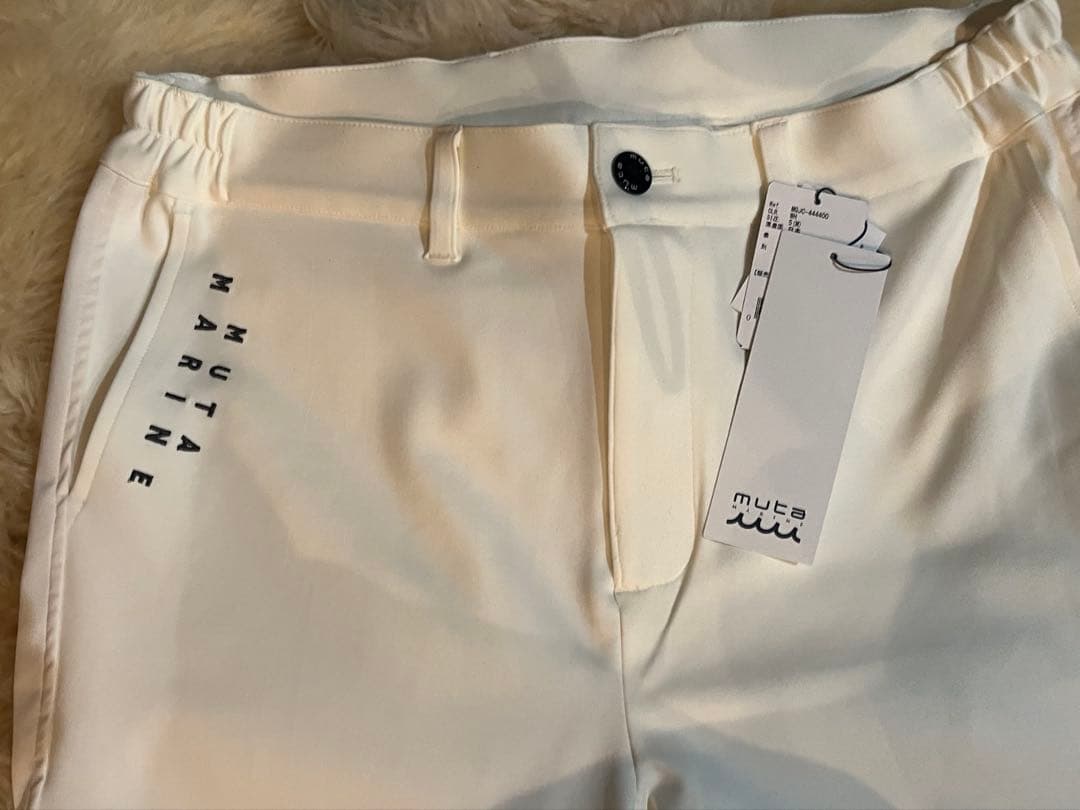 新品未使用‼️ムータ　ホワイト ゴルフパンツ サイズM