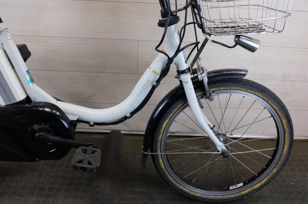 電動自転車ヤマハPAS　CITY-C　20インチ　3段　8.7Ah充電器あり