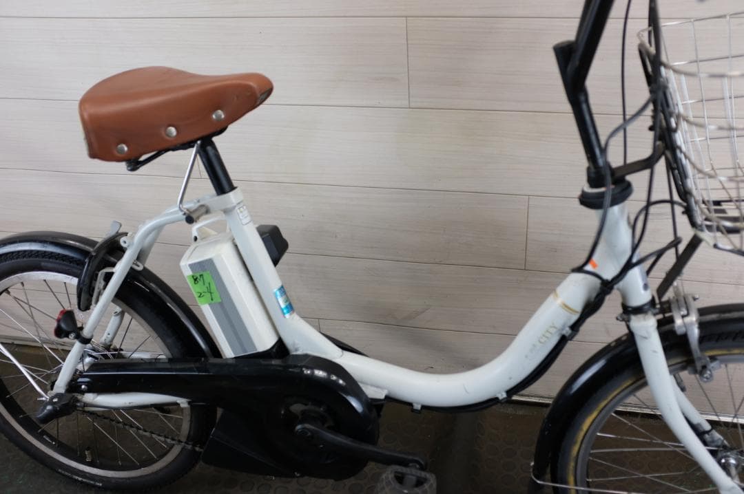 電動自転車ヤマハPAS　CITY-C　20インチ　3段　8.7Ah充電器あり