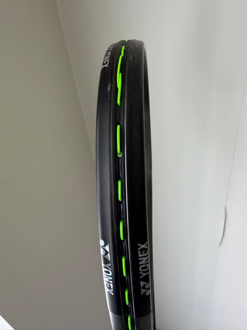 VOLTRAGE 8V テニスラケット　ボルトレイジ ヨネックス