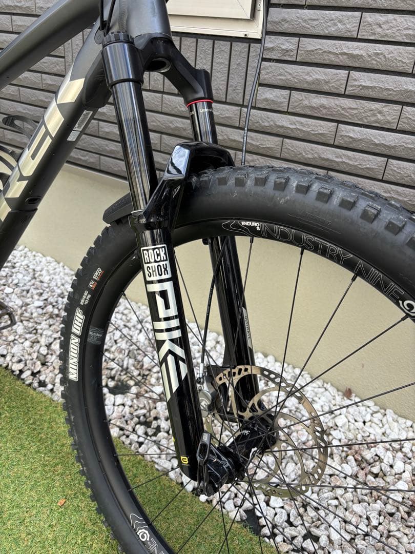 【カスタム総額100万】TREK FUEL EX5 Lサイズ 29er フルサス