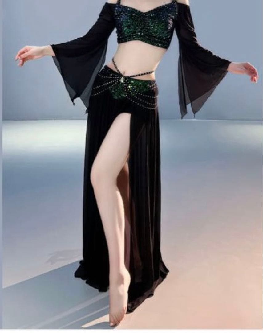 ベリーダンス セットアップ レッスン着　オフショルダー　スパンコール　黒