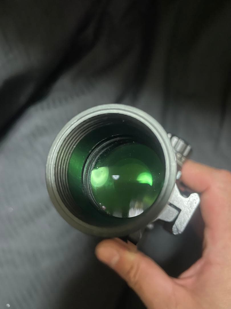 ショートスコープ　1.5-4倍　イルミネーション赤青緑点灯　エアガン　トイガン