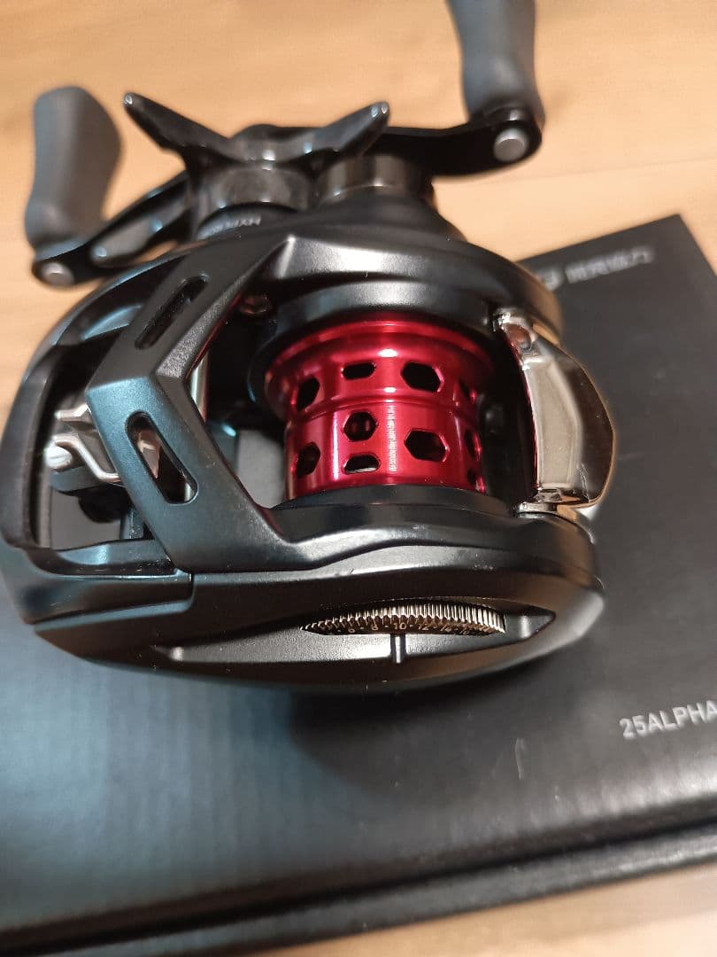ダイワ　25アルファスBF TW 8.5R　ハンドルノブベアリング化