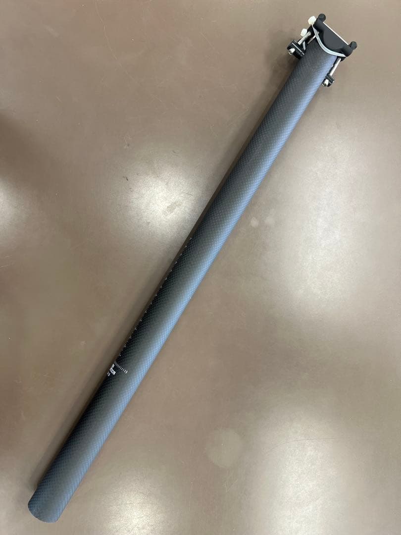 カーボンシートポスト　34.9mm