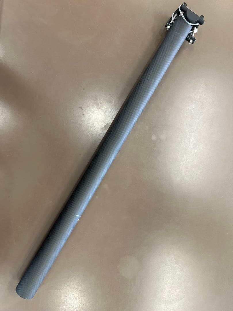 カーボンシートポスト　34.9mm