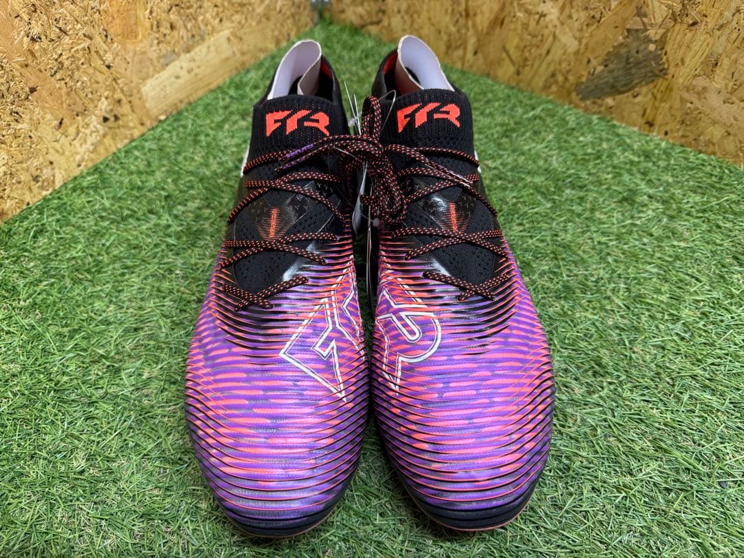 【新品】 PUMAプーマ フューチャー8アルティメット HG/AG 27.5cm
