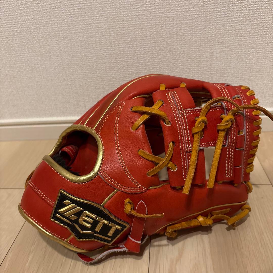 野球グローブ　軟式用　レッド