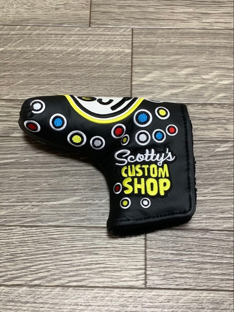 スタンド式キャディバック　ピエロデザインのブラックです！パターカバープレゼント付