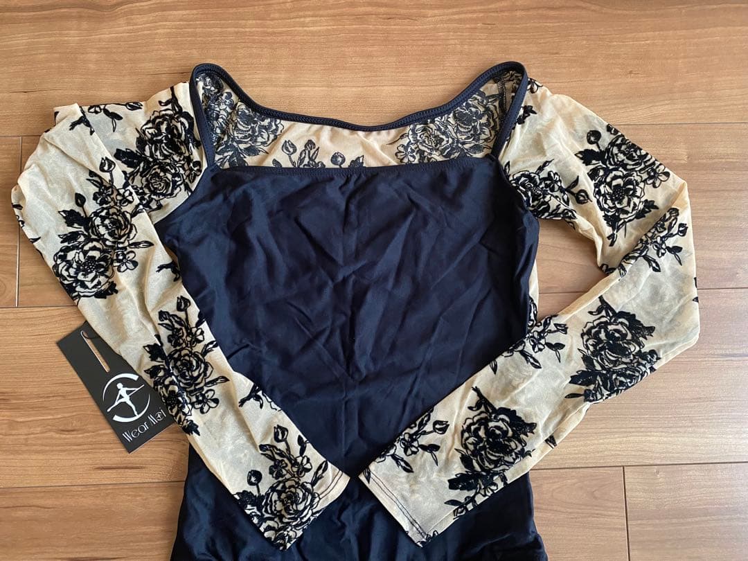 ✨新品未使用品✨Wear Moi 長袖レオタード S