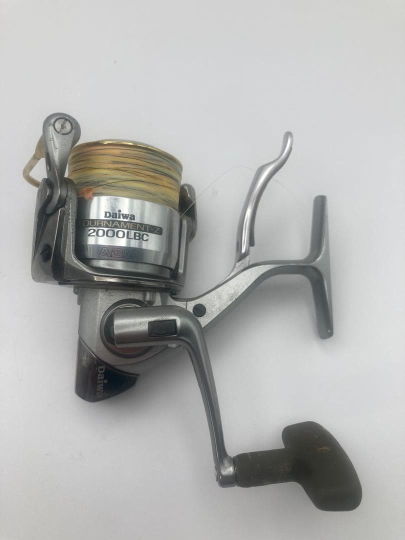 B Daiwa 2000LBC TR-30 スピニングリール