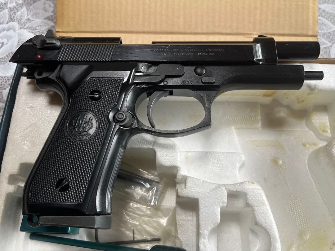 WESTERN ARMS M92FS ブローバックガスガン➕本革ホルスター