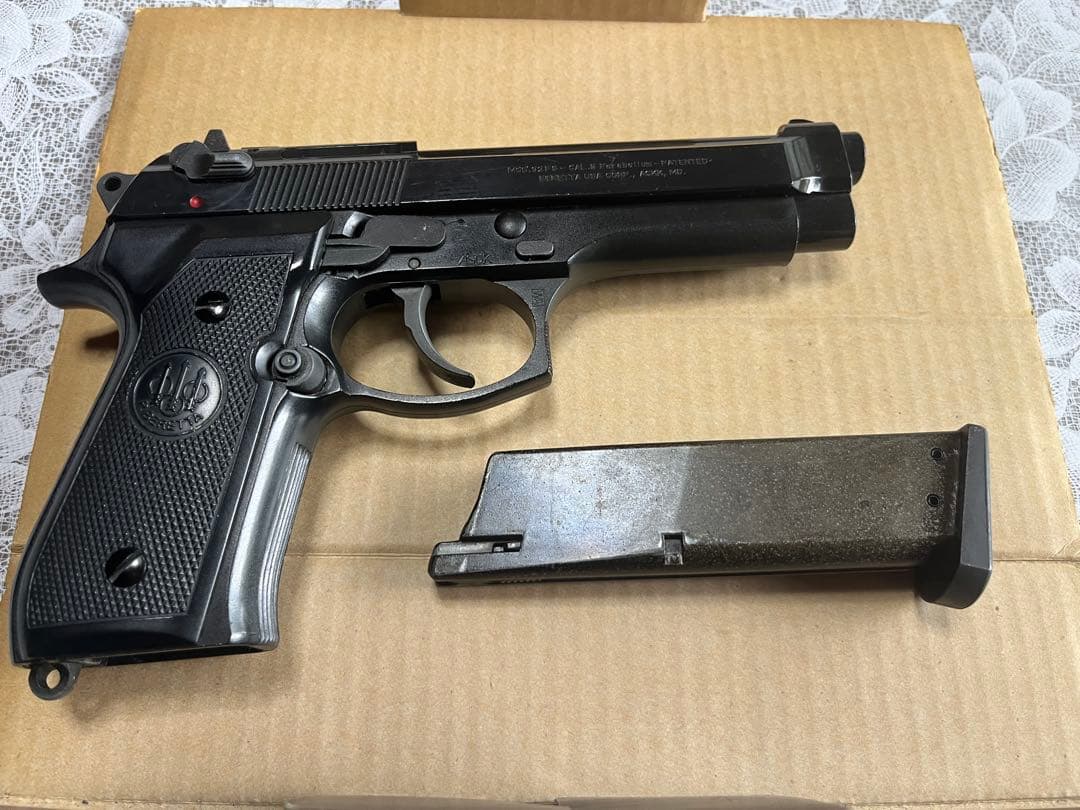 WESTERN ARMS M92FS ブローバックガスガン➕本革ホルスター