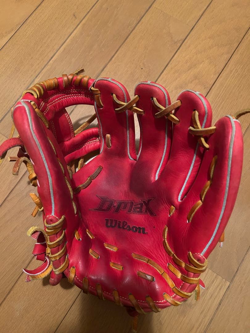 【美品】Wilson 軟式野球用グローブ 赤　れれれ