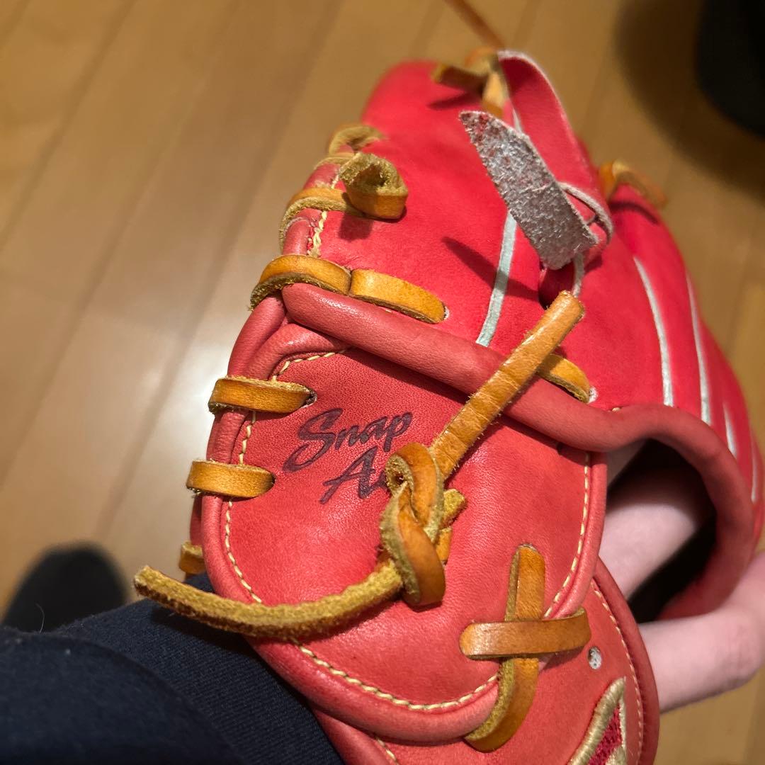 【美品】Wilson 軟式野球用グローブ 赤　れれれ