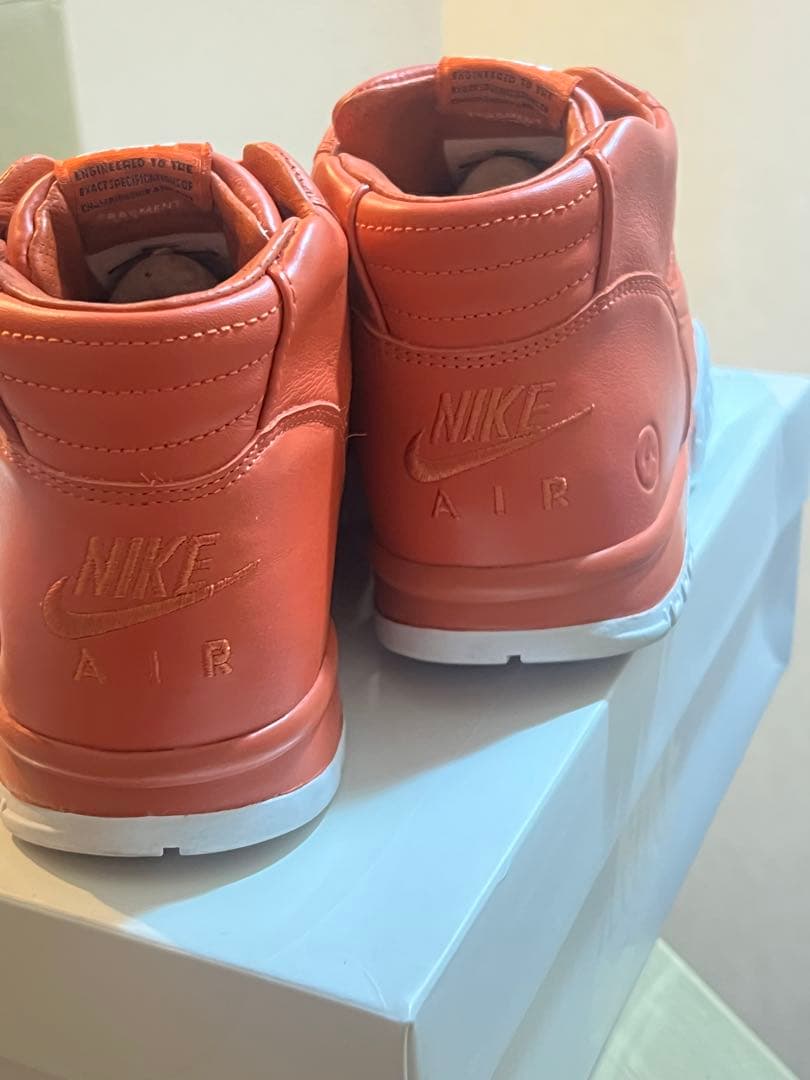 NIKE × FRAGMENT AIR TRAINER 1