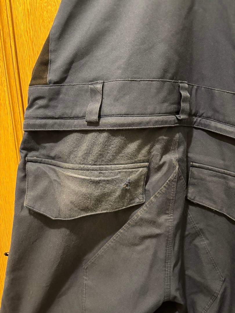 ネイビー ボルコム　VOLCOM ビブパン