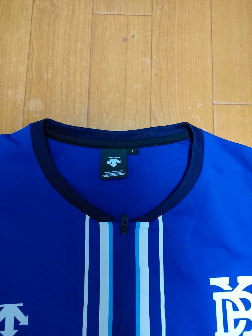 横浜DeNAベイスターズ　オーセンティック　半袖ジャケット（Lサイズ）