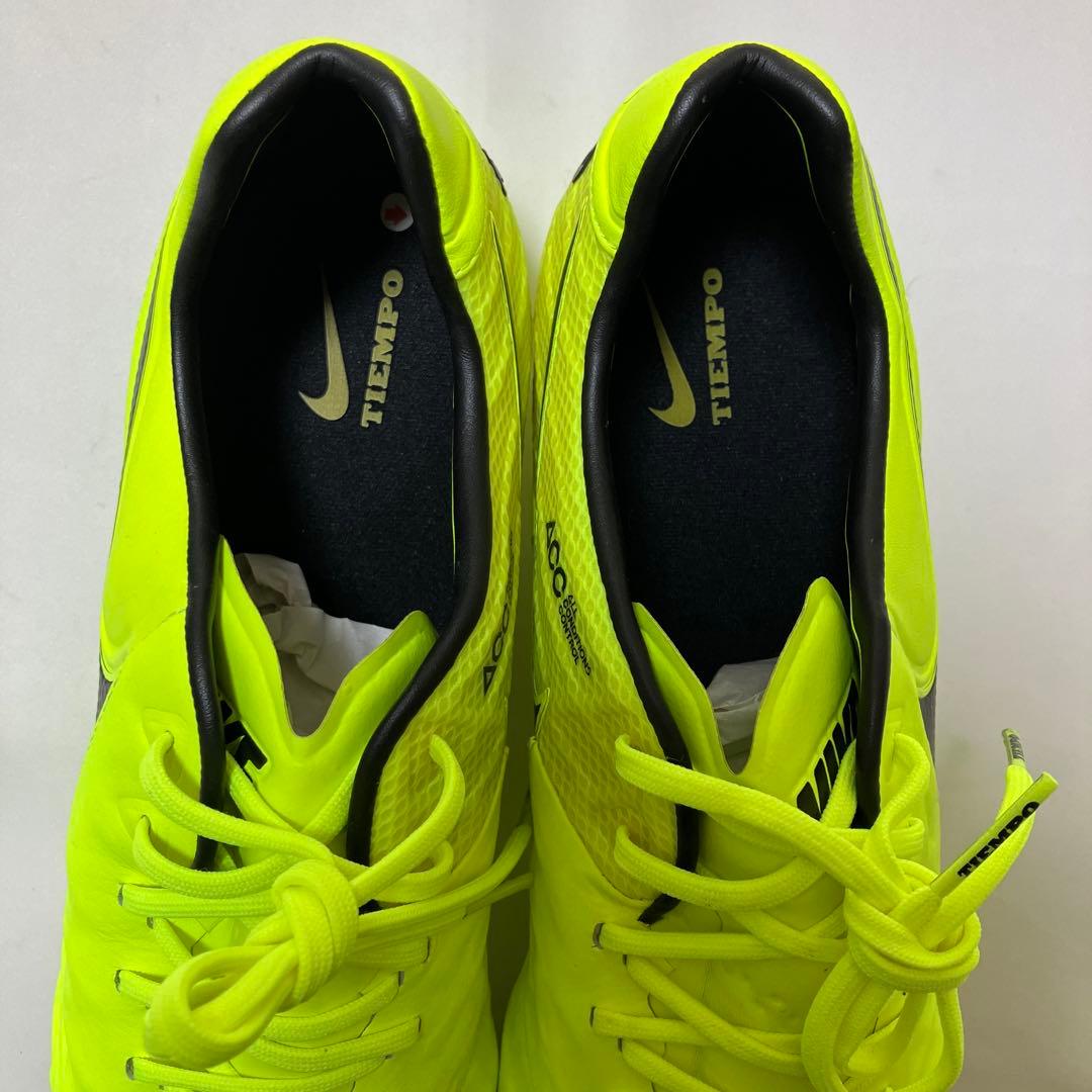 Nike Tiempo 蛍光イエロー シューズ(30.5cm)